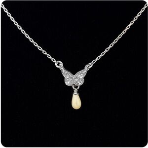 Crystal Butterfly Pearl Drop Pendant Necklace Adjustable Length